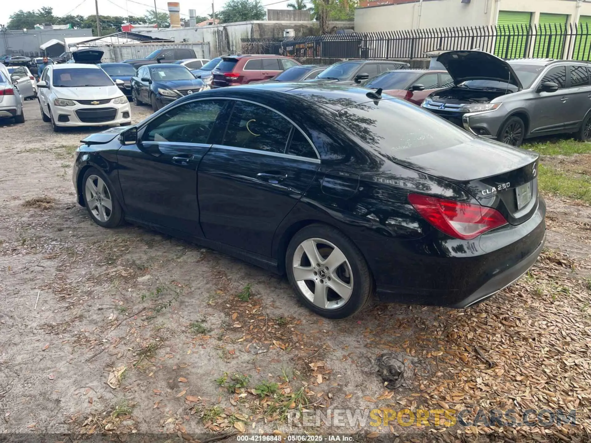 3 fotografías del automóvil dañado WDDSJ4GBXKN701662 MERCEDES-BENZ CLA 250 2019