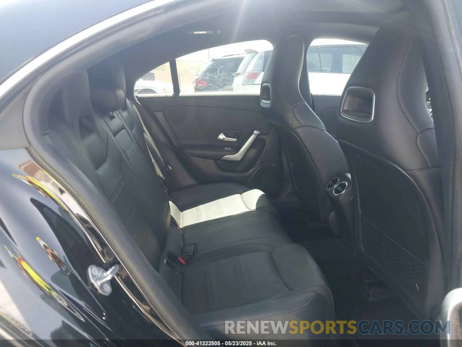 8 fotografías del automóvil dañado W1K5J4GB4LN108944 MERCEDES-BENZ CLA 250 2020