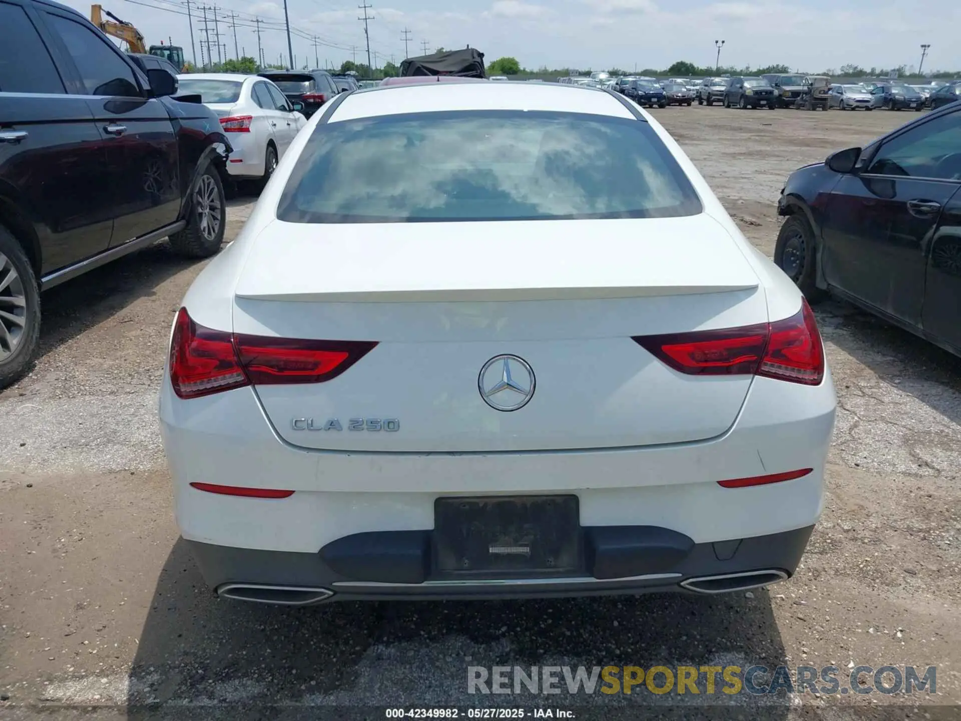 16 fotografías del automóvil dañado W1K5J4GB7LN095221 MERCEDES-BENZ CLA 250 2020