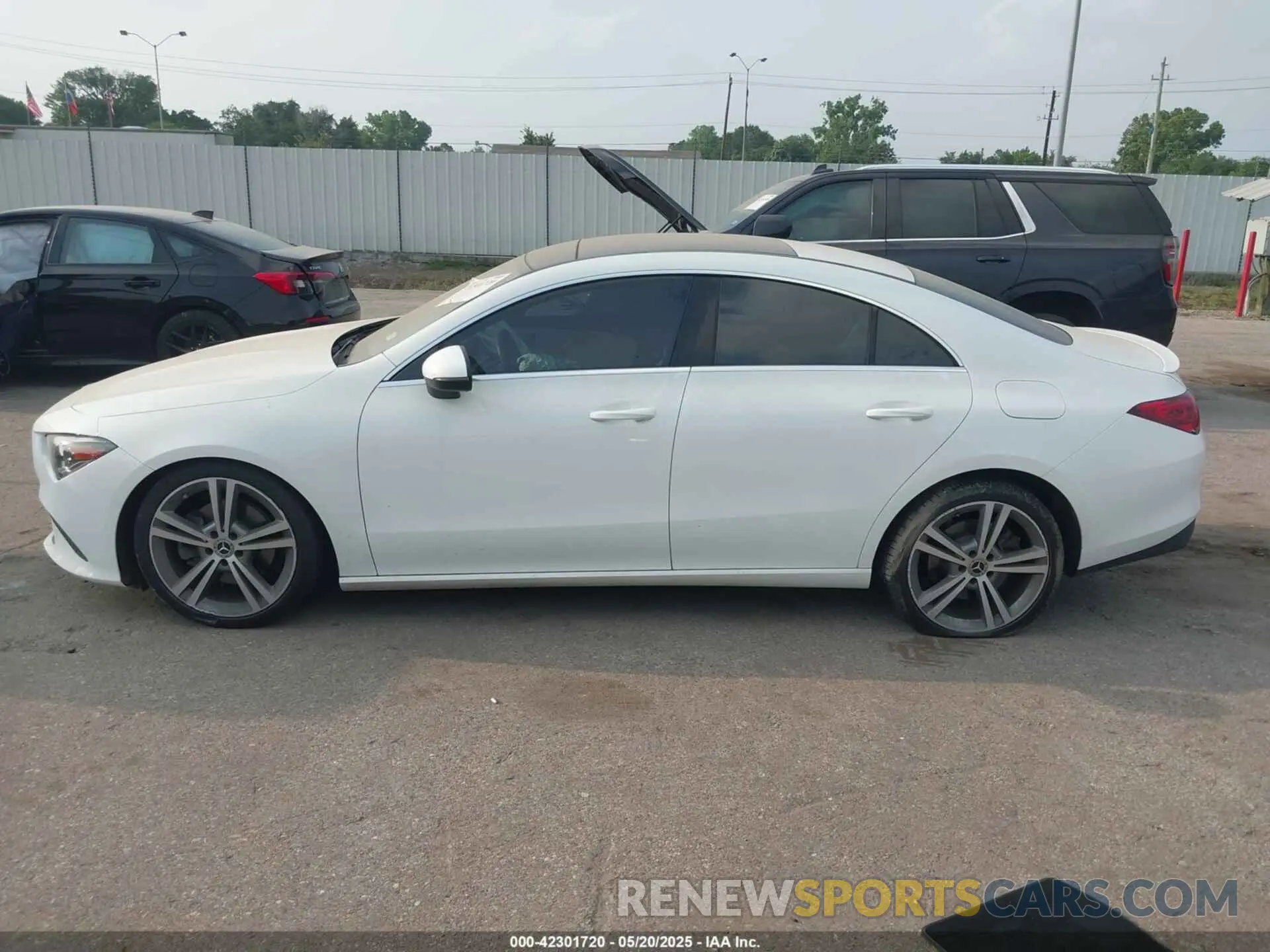 14 fotografías del automóvil dañado WDD5J4GB5LN074867 MERCEDES-BENZ CLA 250 2020