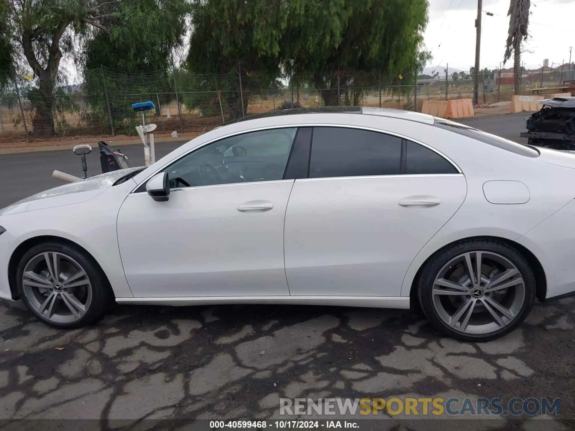 14 fotografías del automóvil dañado WDD5J4GB7LN034502 MERCEDES-BENZ CLA 250 2020