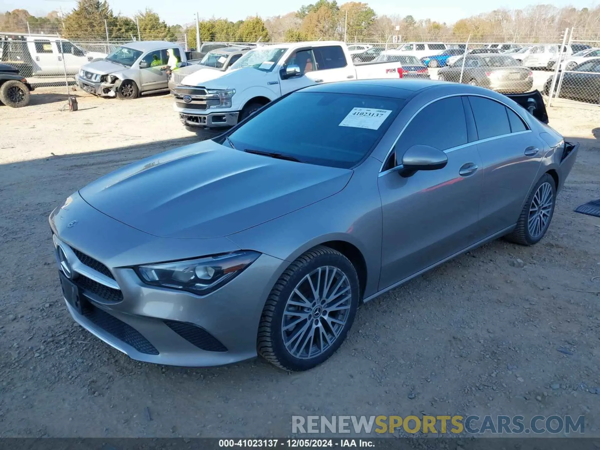 2 fotografías del automóvil dañado WDD5J4HB1LN035806 MERCEDES-BENZ CLA 250 2020