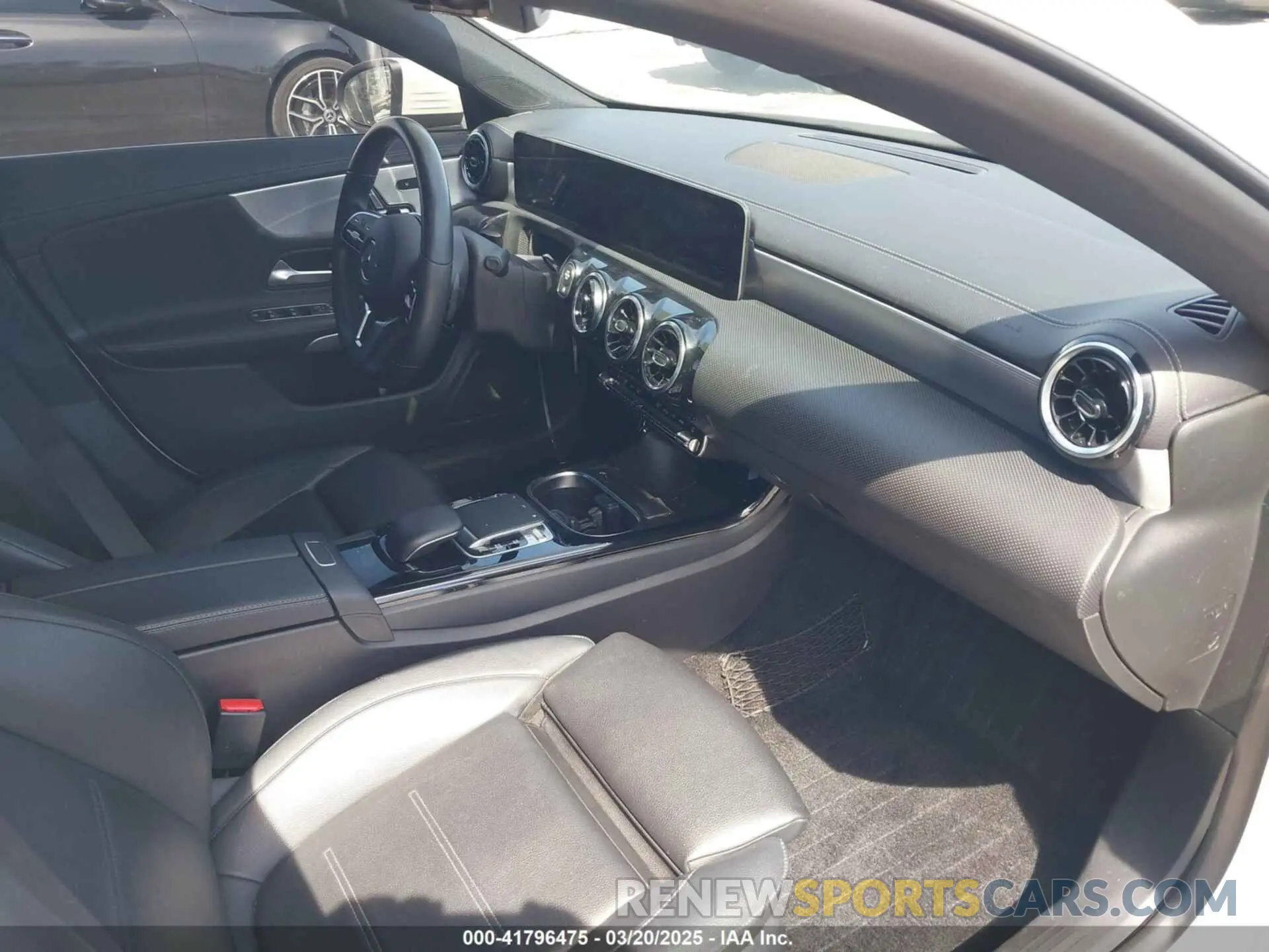 5 fotografías del automóvil dañado WDD5J4HB3LN030624 MERCEDES-BENZ CLA 250 2020