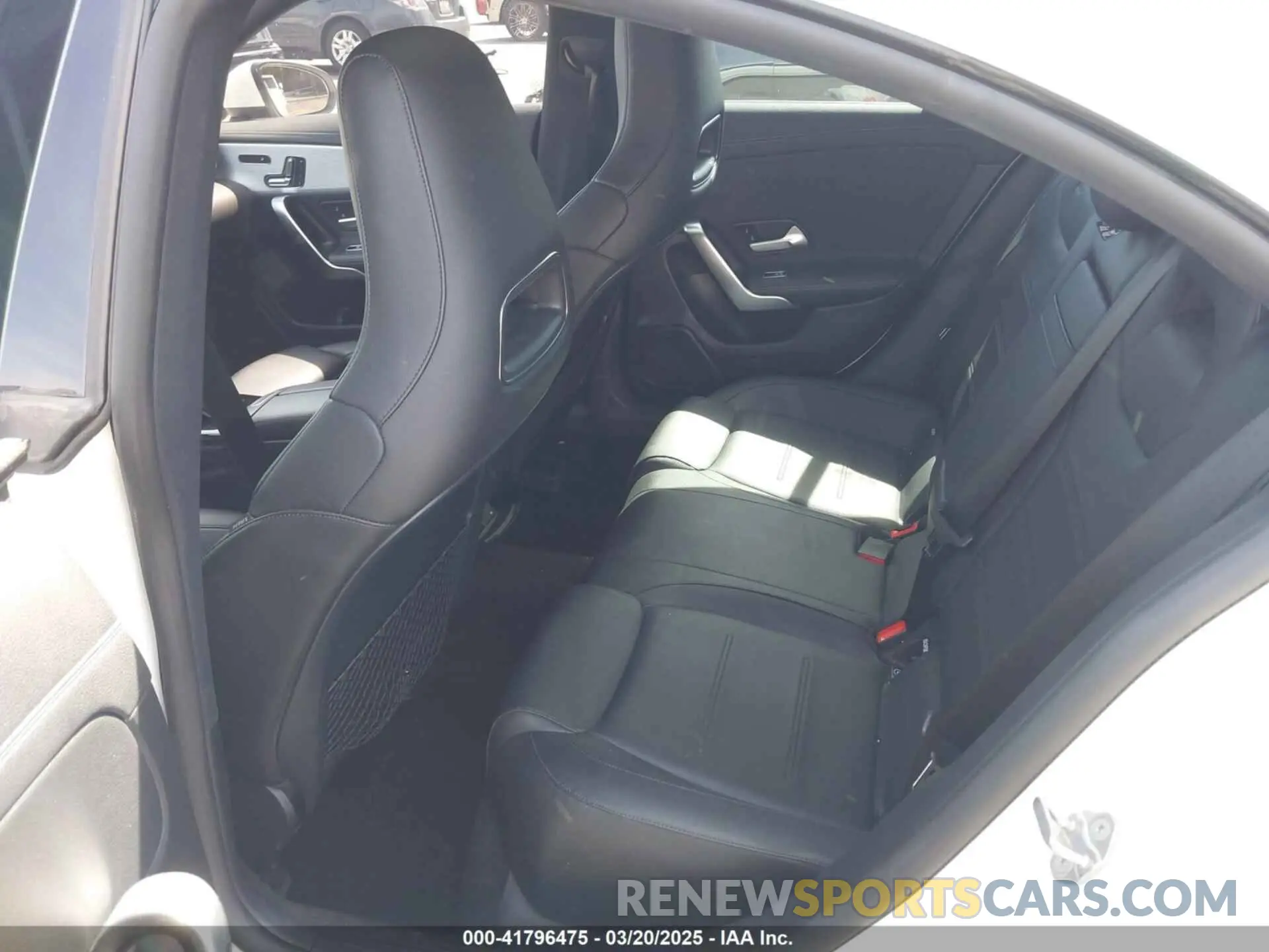 8 fotografías del automóvil dañado WDD5J4HB3LN030624 MERCEDES-BENZ CLA 250 2020