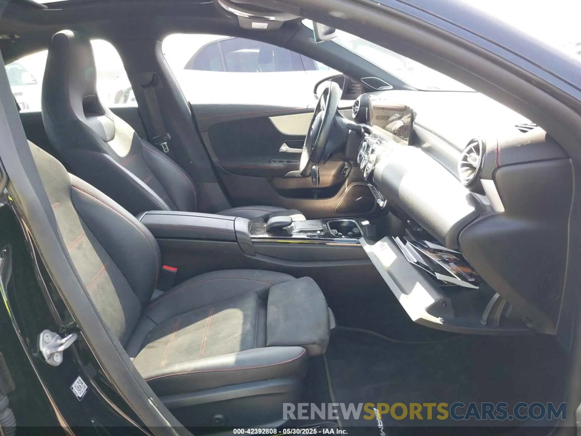 5 fotografías del automóvil dañado W1K5J4GB0MN189958 MERCEDES-BENZ CLA 250 2021