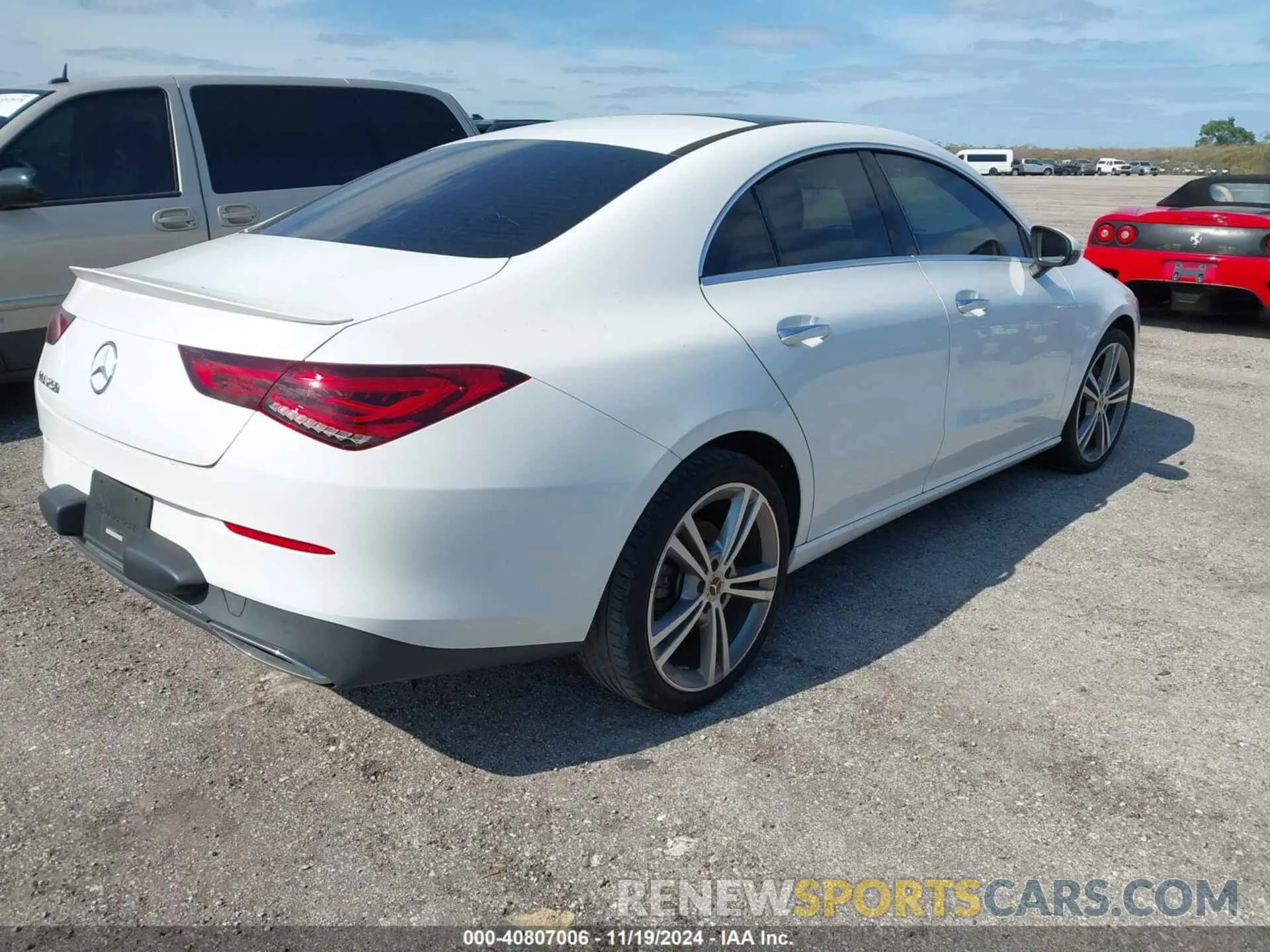 4 fotografías del automóvil dañado W1K5J4GB1MN223115 MERCEDES-BENZ CLA 250 2021