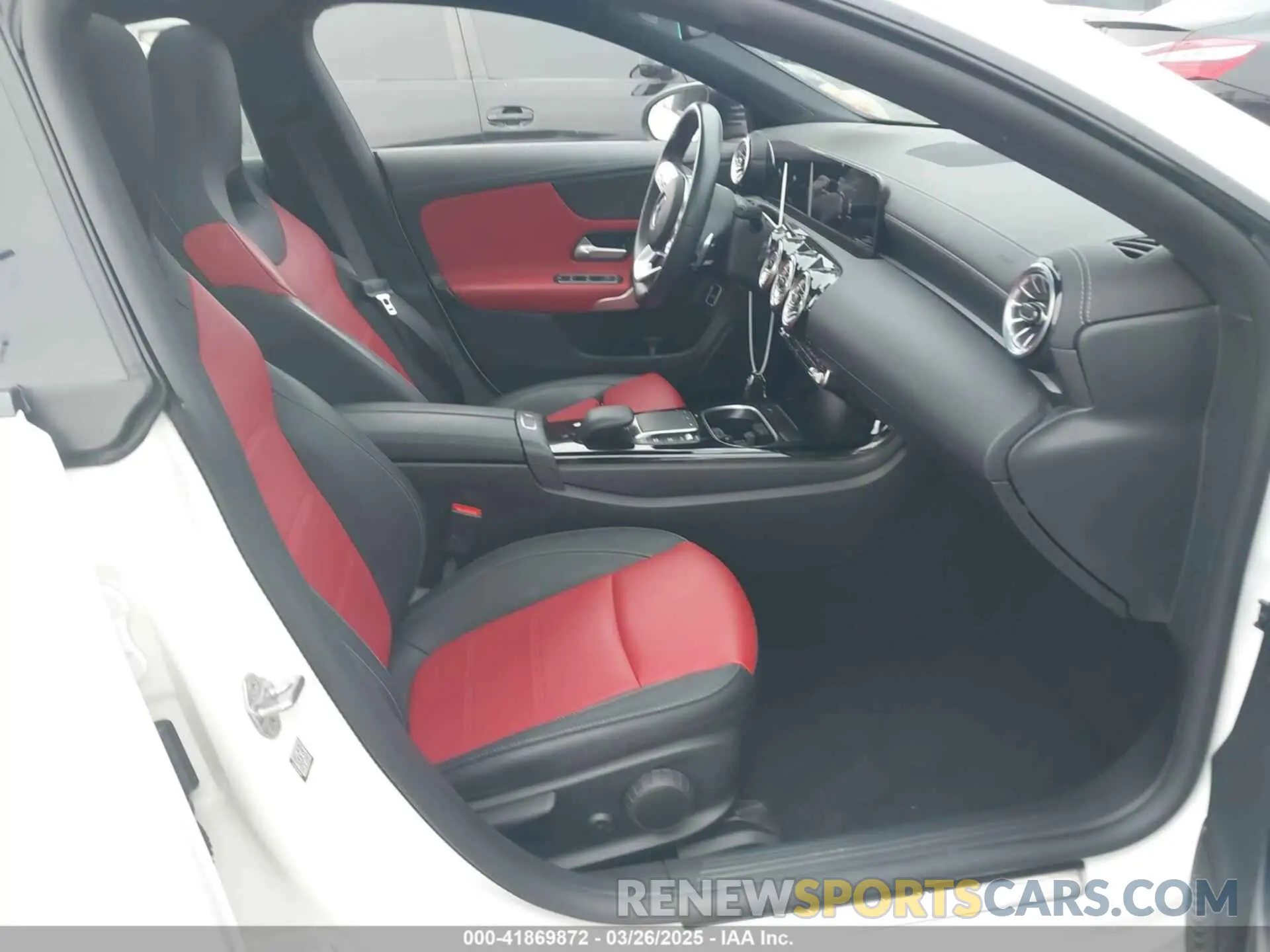 5 fotografías del automóvil dañado W1K5J4GB8NN313749 MERCEDES-BENZ CLA 250 COUPE 2022