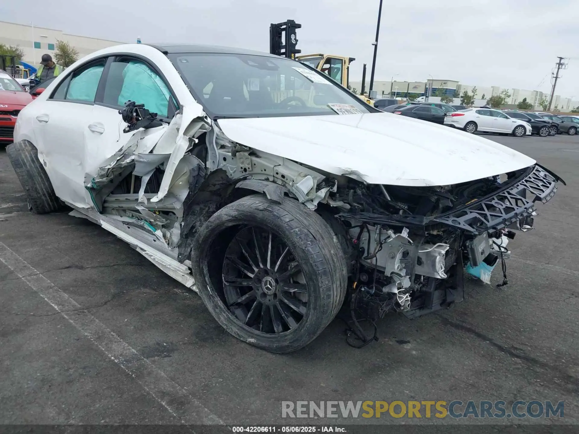 1 fotografías del automóvil dañado W1K5J4GB5PN368338 MERCEDES-BENZ CLA 250 COUPE 2023