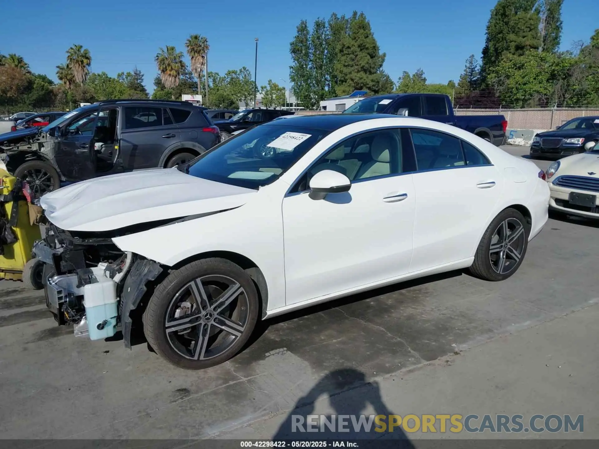 2 fotografías del automóvil dañado W1K5J4GB6PN412041 MERCEDES-BENZ CLA 250 COUPE 2023