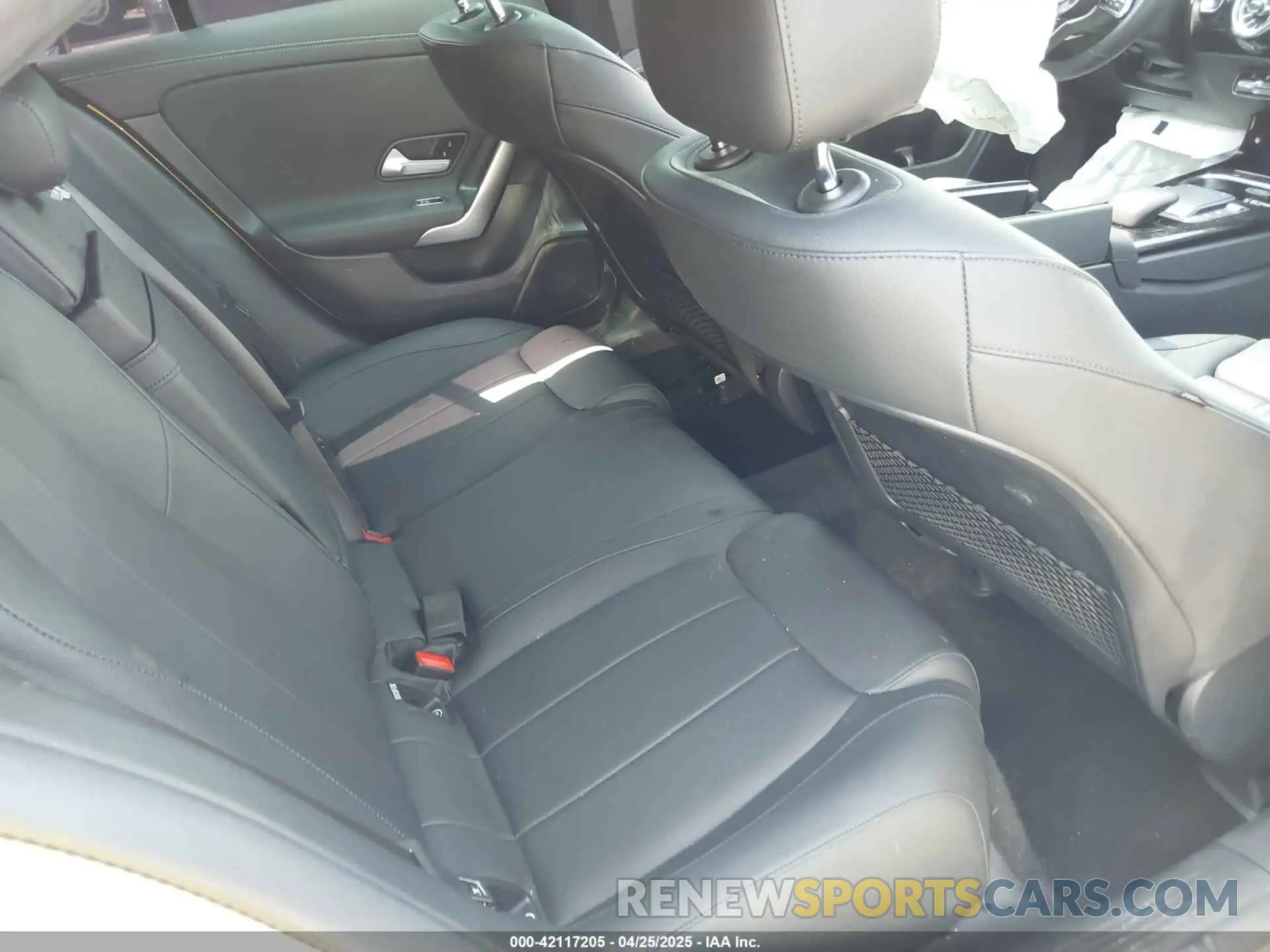 8 fotografías del automóvil dañado W1K5J4GB7PN353517 MERCEDES-BENZ CLA 250 COUPE 2023