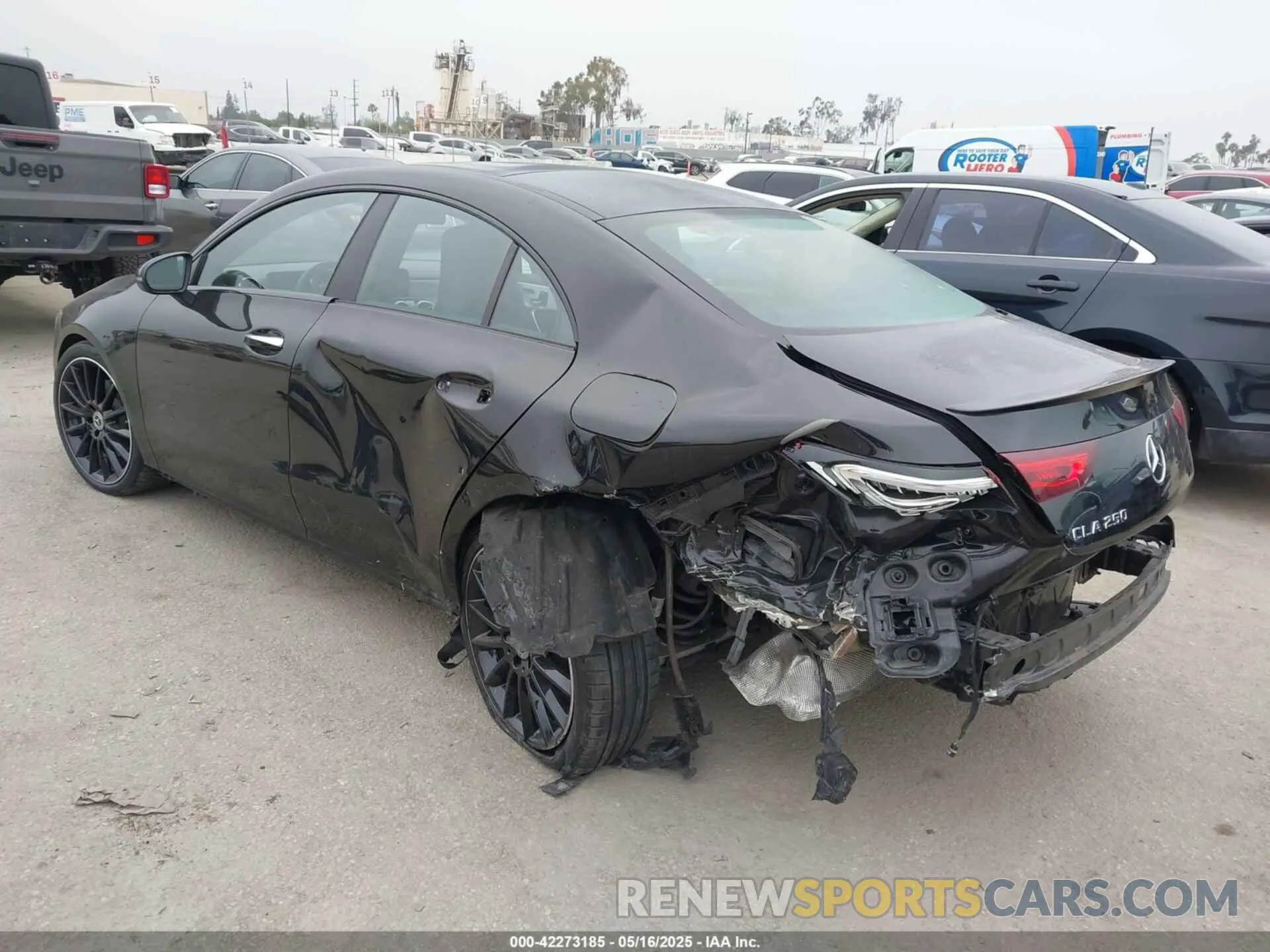 3 fotografías del automóvil dañado W1K5J4GBXPN383529 MERCEDES-BENZ CLA 250 COUPE 2023