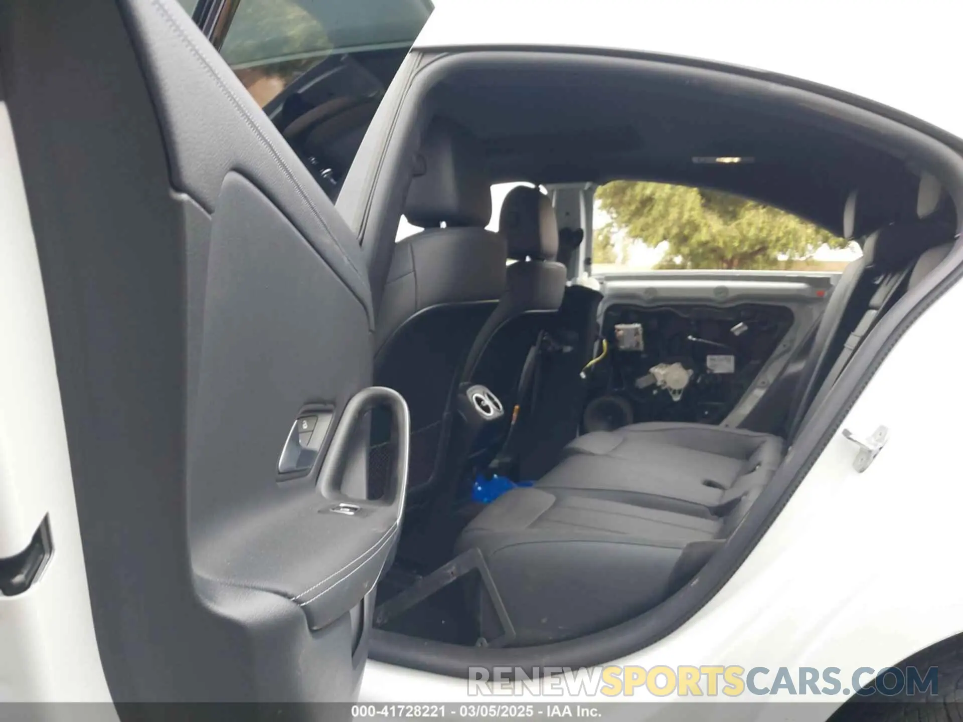 8 fotografías del automóvil dañado W1K5J4HB9PN414557 MERCEDES-BENZ CLA 250 COUPE 2023