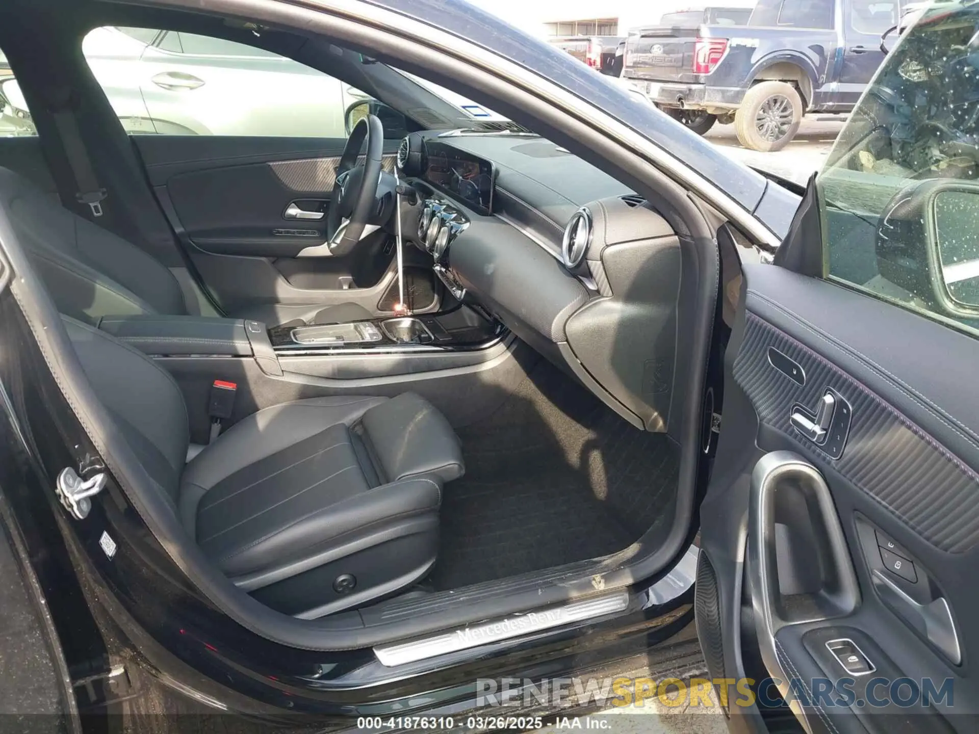 5 fotografías del automóvil dañado W1K5J4GB0RN452702 MERCEDES-BENZ CLA 250 COUPE 2024