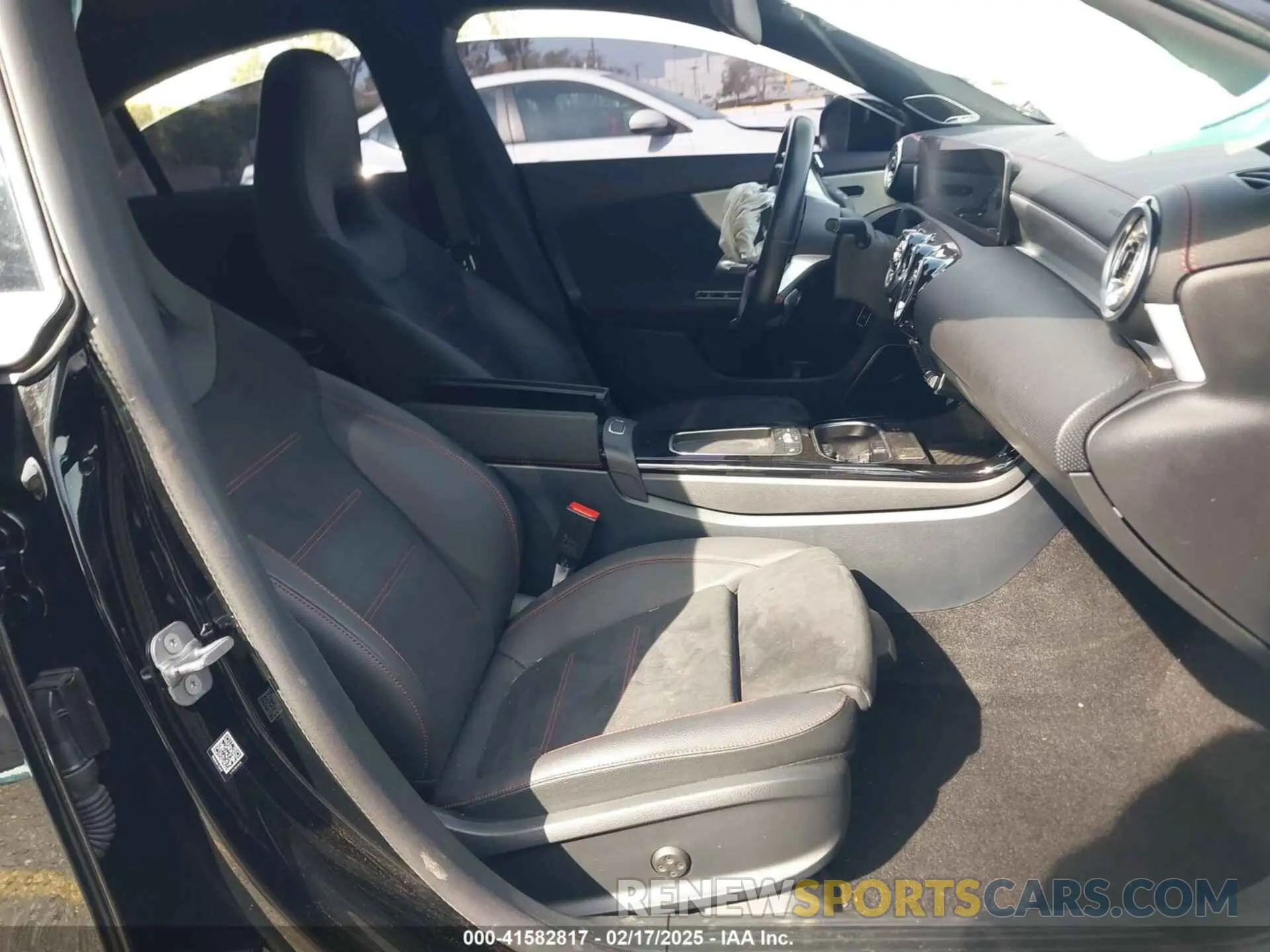 5 fotografías del automóvil dañado W1K5J4GB4RN451651 MERCEDES-BENZ CLA 250 COUPE 2024