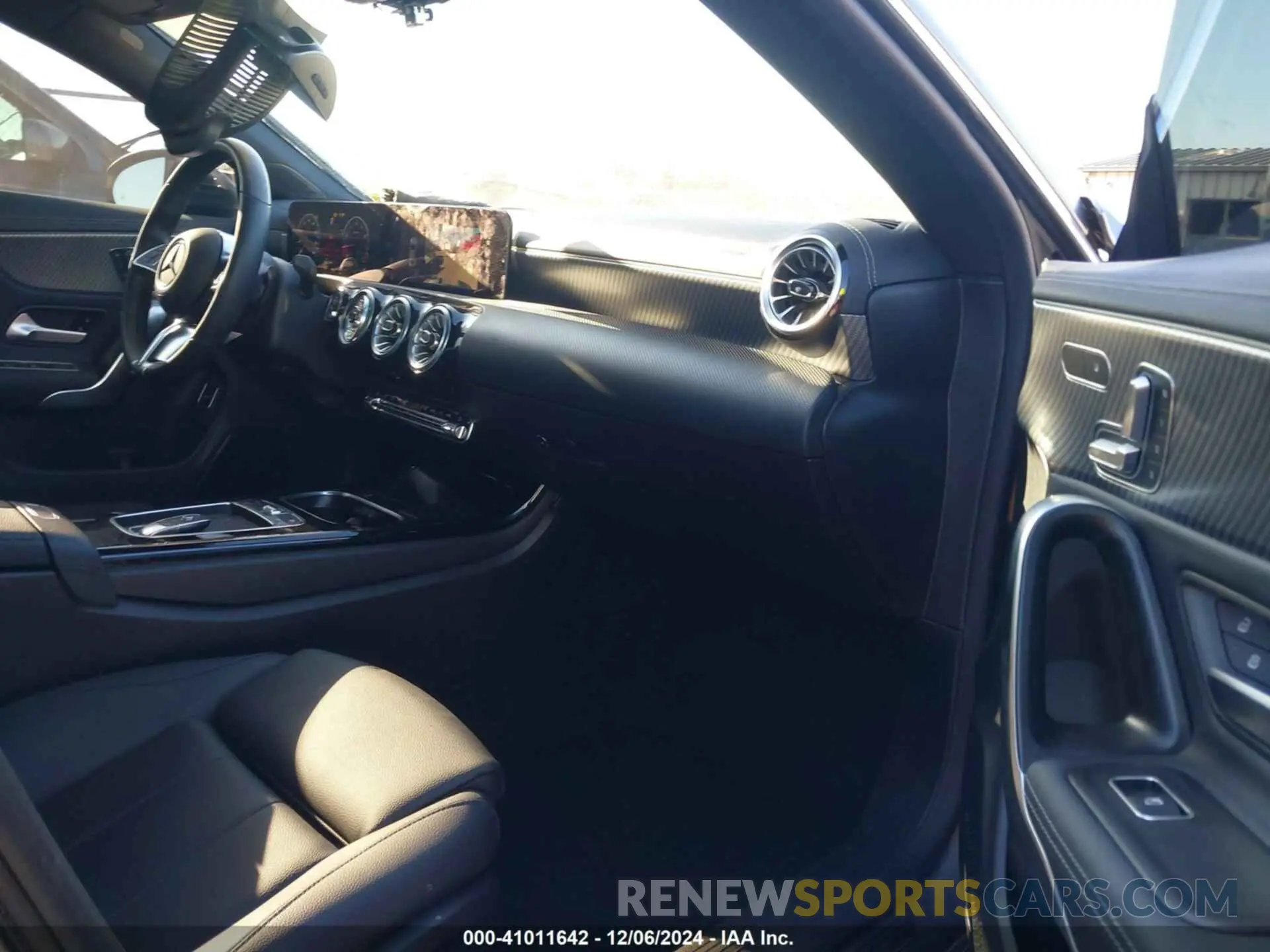 5 fotografías del automóvil dañado W1K5J4HB3RN461764 MERCEDES-BENZ CLA 250 COUPE 2024