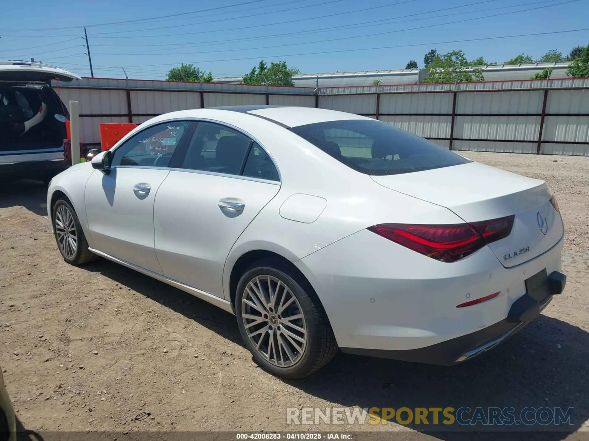 3 fotografías del automóvil dañado W1K5J4GB4SN515760 MERCEDES-BENZ CLA 250 COUPE 2025