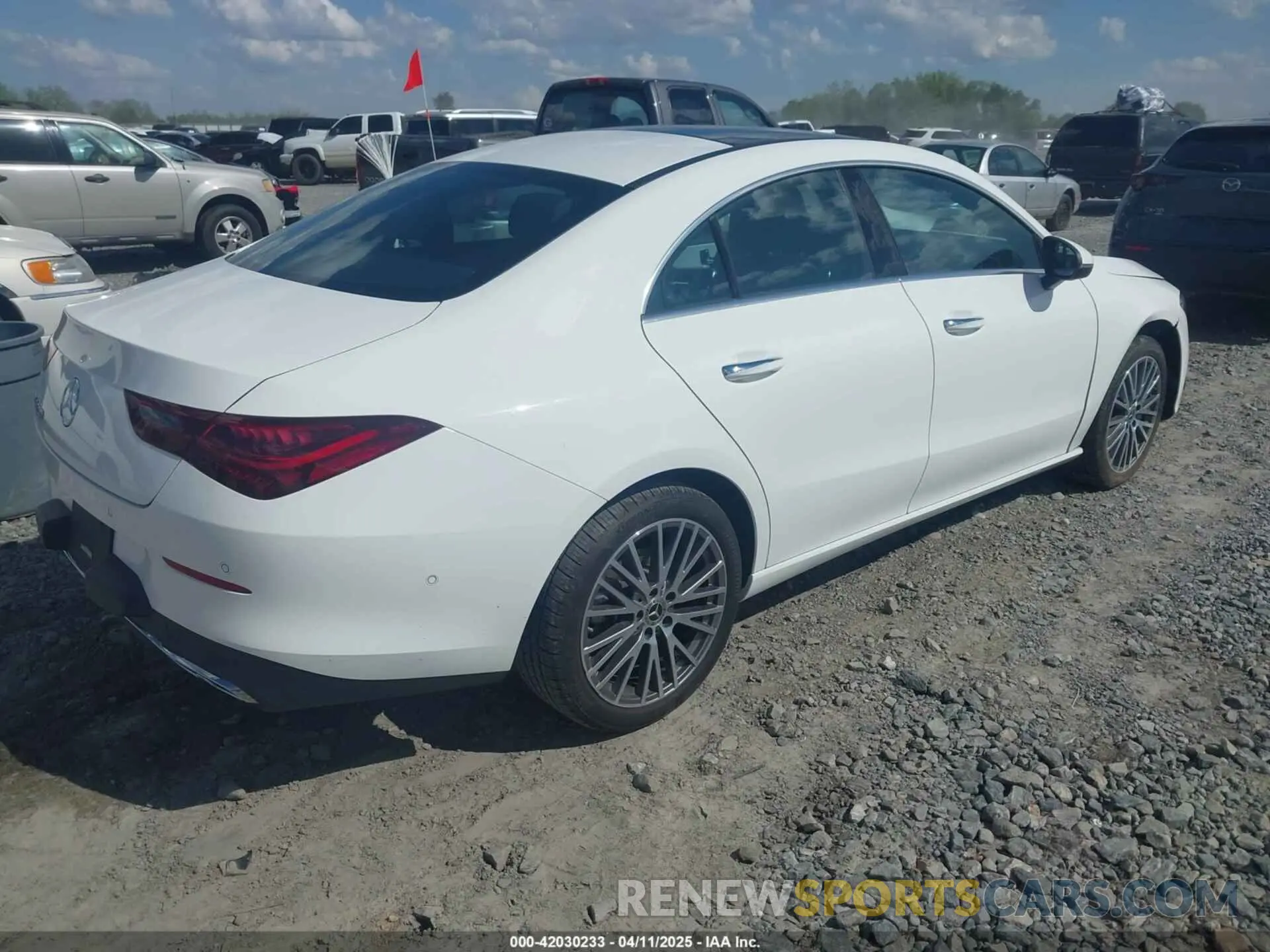 4 fotografías del automóvil dañado W1K5J4GBXSN512345 MERCEDES-BENZ CLA 250 COUPE 2025