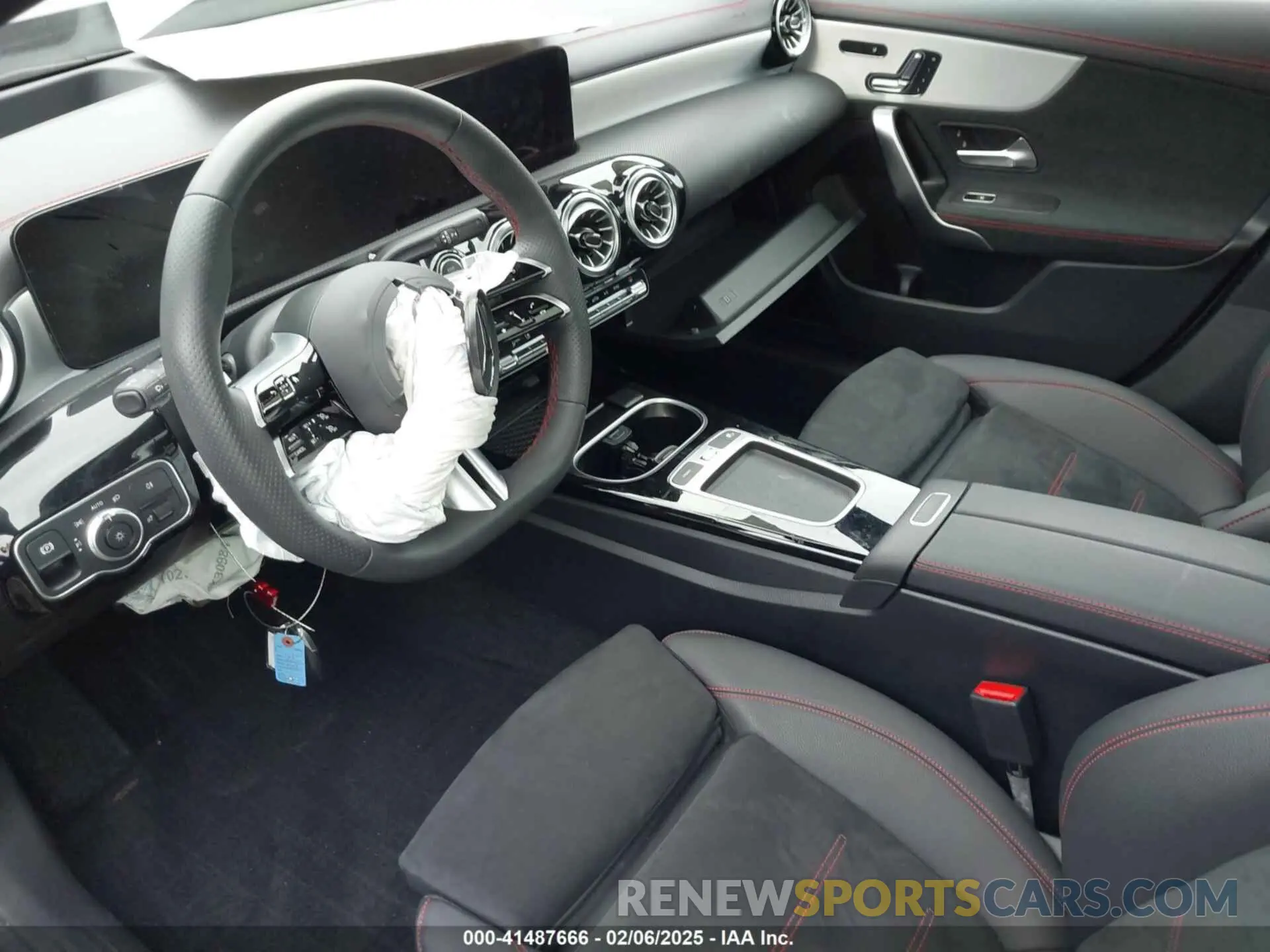 20 fotografías del automóvil dañado W1K5J4HB1SN490217 MERCEDES-BENZ CLA 250 COUPE 2025