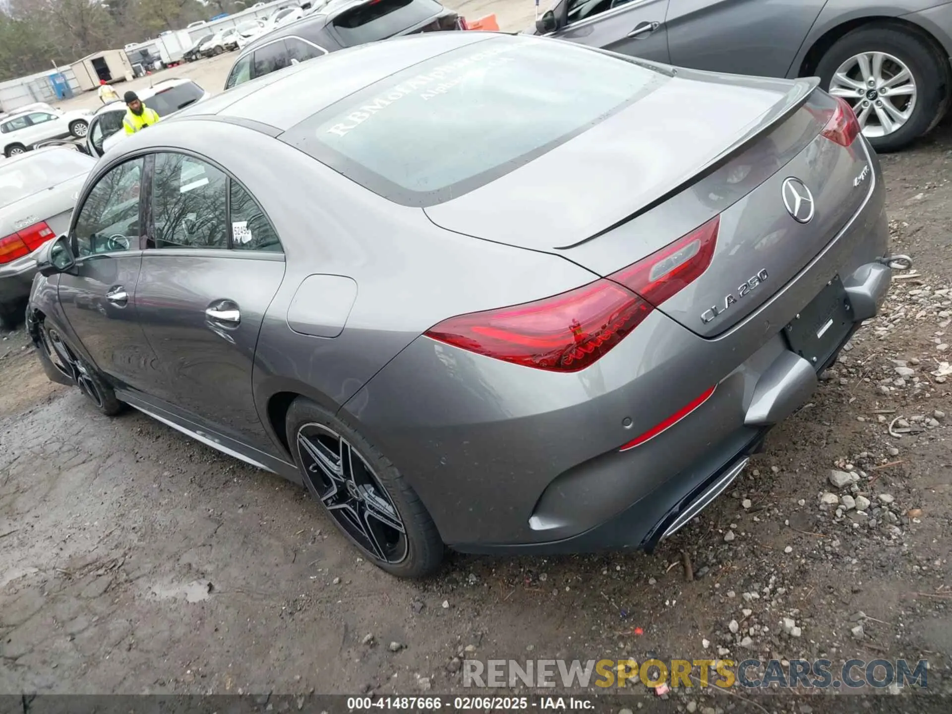 3 fotografías del automóvil dañado W1K5J4HB1SN490217 MERCEDES-BENZ CLA 250 COUPE 2025