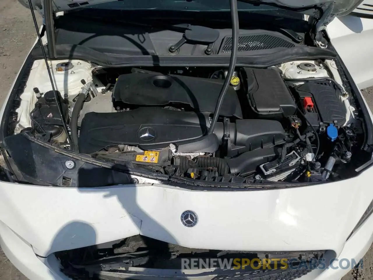 11 fotografías del automóvil dañado WDDSJ4EB0KN720871 MERCEDES-BENZ CLA-CLASS 2019