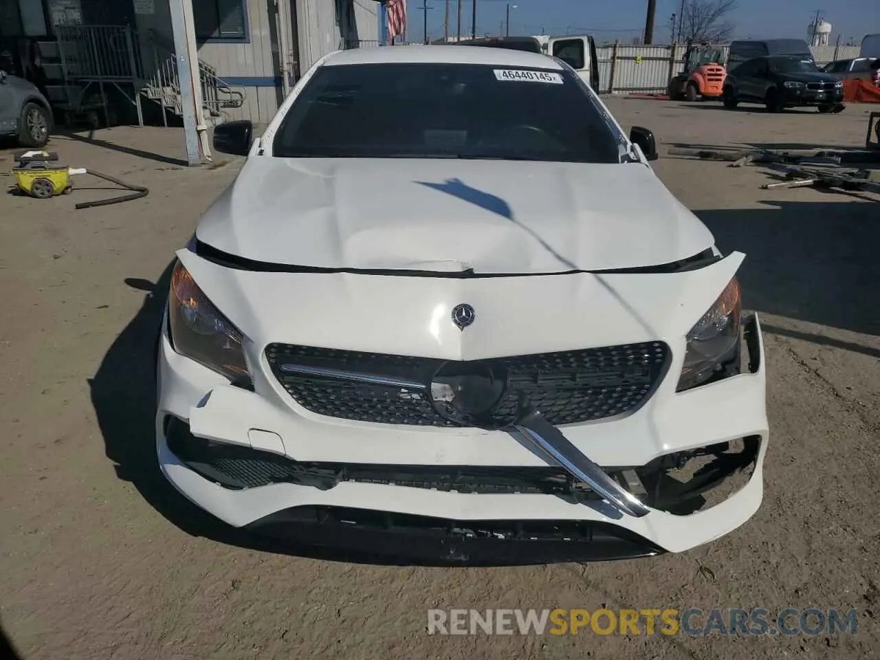 5 fotografías del automóvil dañado WDDSJ4EB1KN752504 MERCEDES-BENZ CLA-CLASS 2019