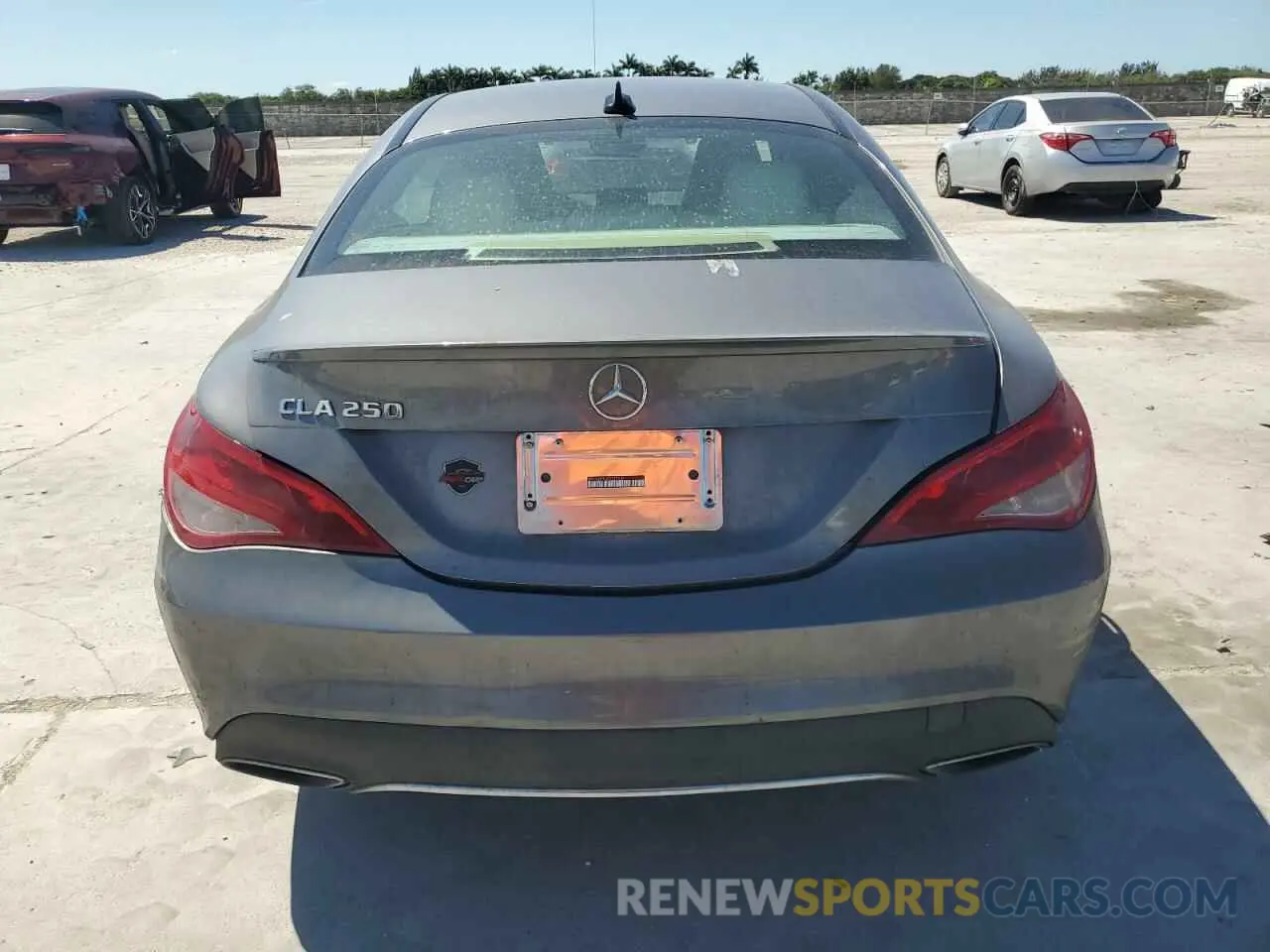 6 fotografías del automóvil dañado WDDSJ4EB4KN727659 MERCEDES-BENZ CLA-CLASS 2019