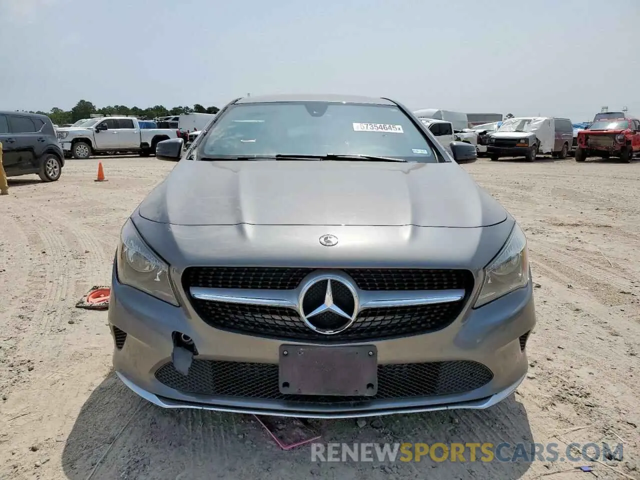 5 fotografías del automóvil dañado WDDSJ4EB4KN776778 MERCEDES-BENZ CLA-CLASS 2019