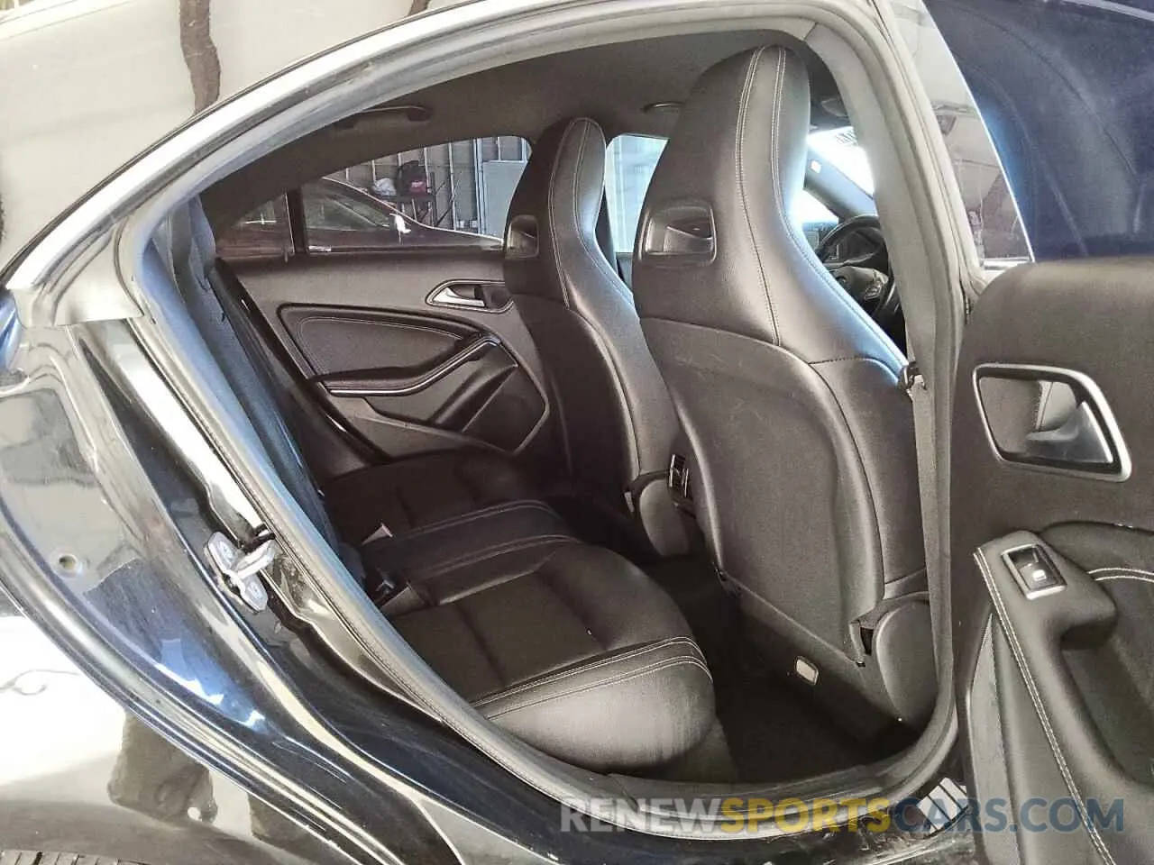 10 fotografías del automóvil dañado WDDSJ4EB5KN721501 MERCEDES-BENZ CLA-CLASS 2019