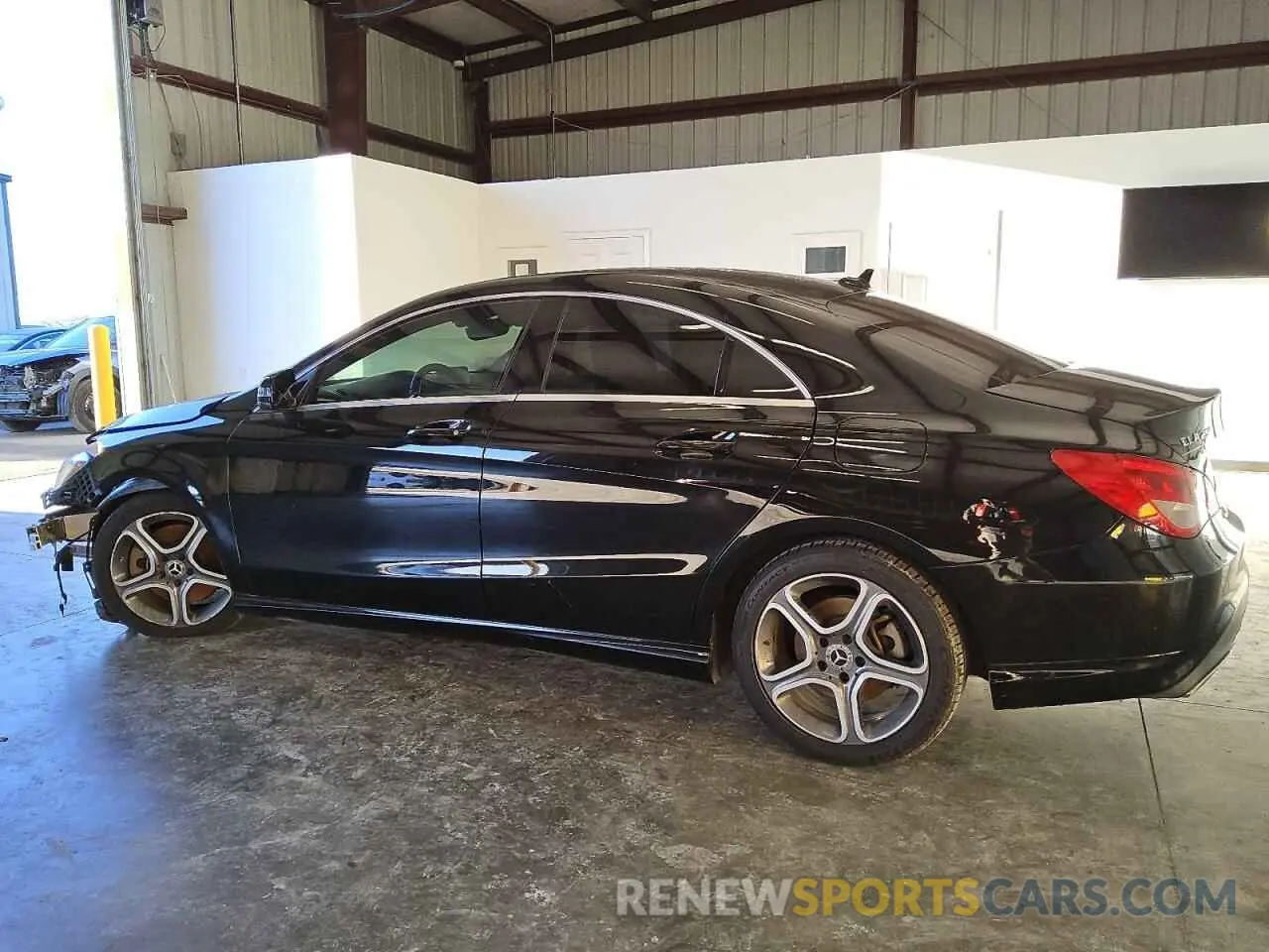 2 fotografías del automóvil dañado WDDSJ4EB5KN721501 MERCEDES-BENZ CLA-CLASS 2019