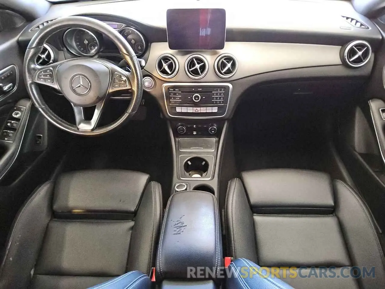 8 fotografías del automóvil dañado WDDSJ4EB5KN721501 MERCEDES-BENZ CLA-CLASS 2019
