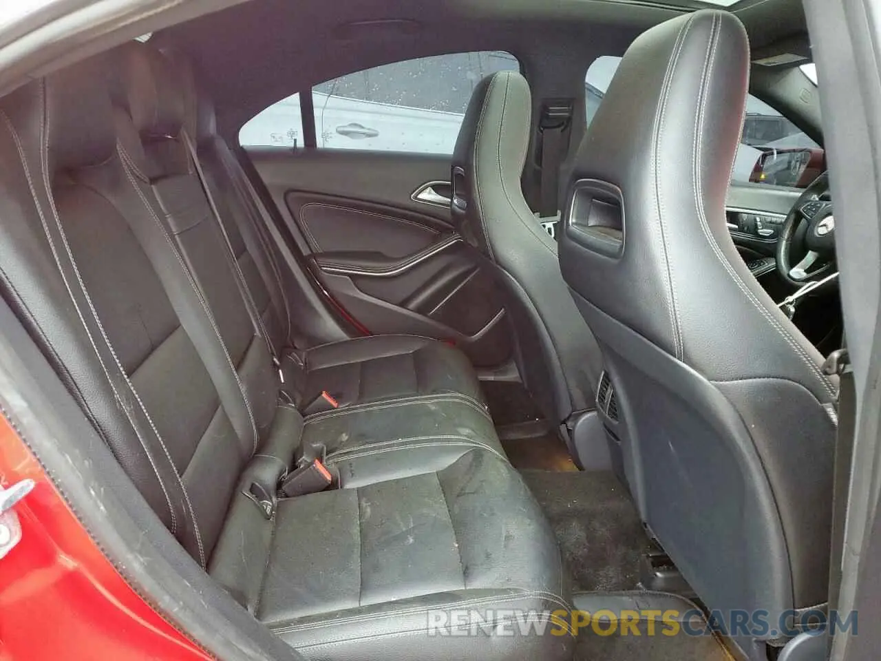 10 fotografías del automóvil dañado WDDSJ4EB5KN768009 MERCEDES-BENZ CLA-CLASS 2019