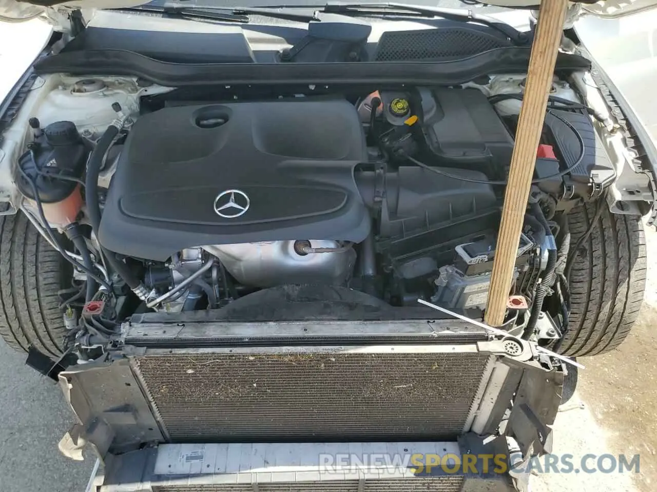 11 fotografías del automóvil dañado WDDSJ4EB6KN721166 MERCEDES-BENZ CLA-CLASS 2019
