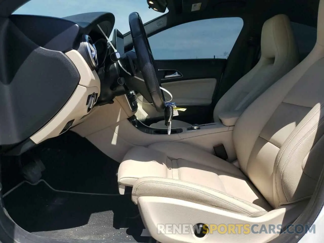 7 fotografías del automóvil dañado WDDSJ4EB6KN721166 MERCEDES-BENZ CLA-CLASS 2019