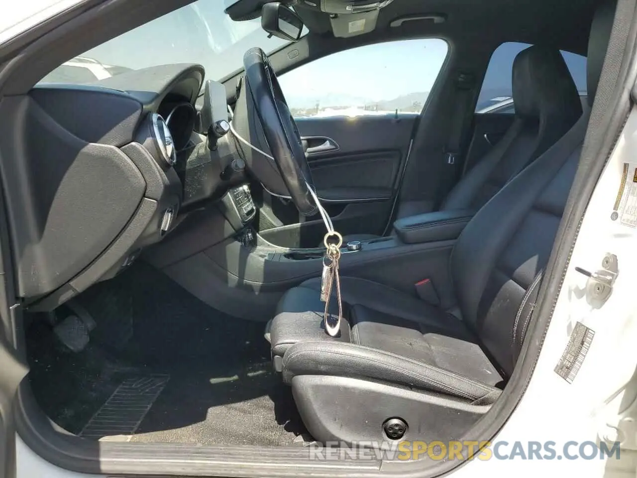 7 fotografías del automóvil dañado WDDSJ4EB7KN707972 MERCEDES-BENZ CLA-CLASS 2019