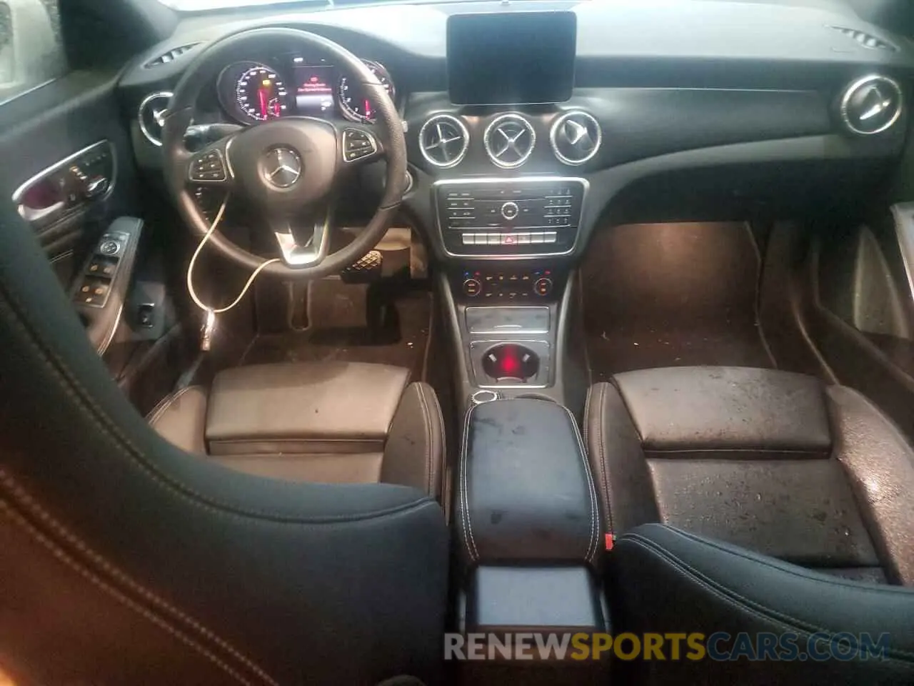 8 fotografías del automóvil dañado WDDSJ4EB7KN758386 MERCEDES-BENZ CLA-CLASS 2019