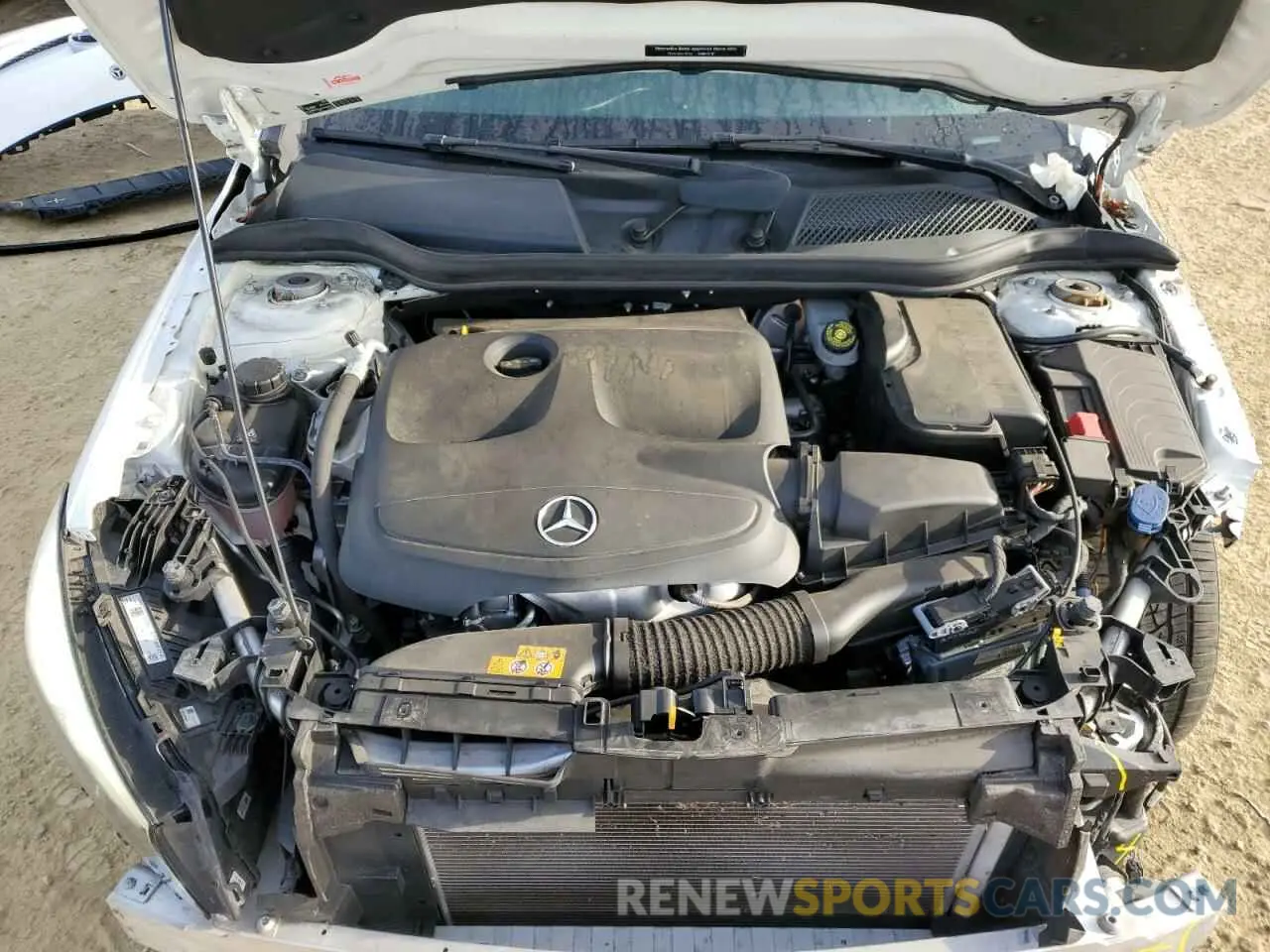 12 fotografías del automóvil dañado WDDSJ4EB8KN775181 MERCEDES-BENZ CLA-CLASS 2019