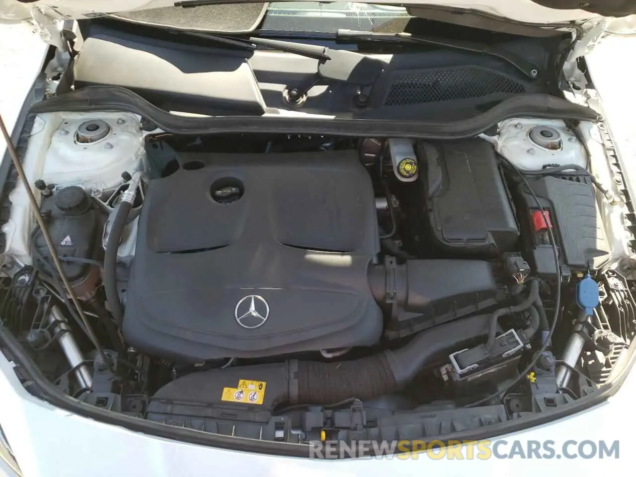 11 fotografías del automóvil dañado WDDSJ4EB9KN742125 MERCEDES-BENZ CLA-CLASS 2019