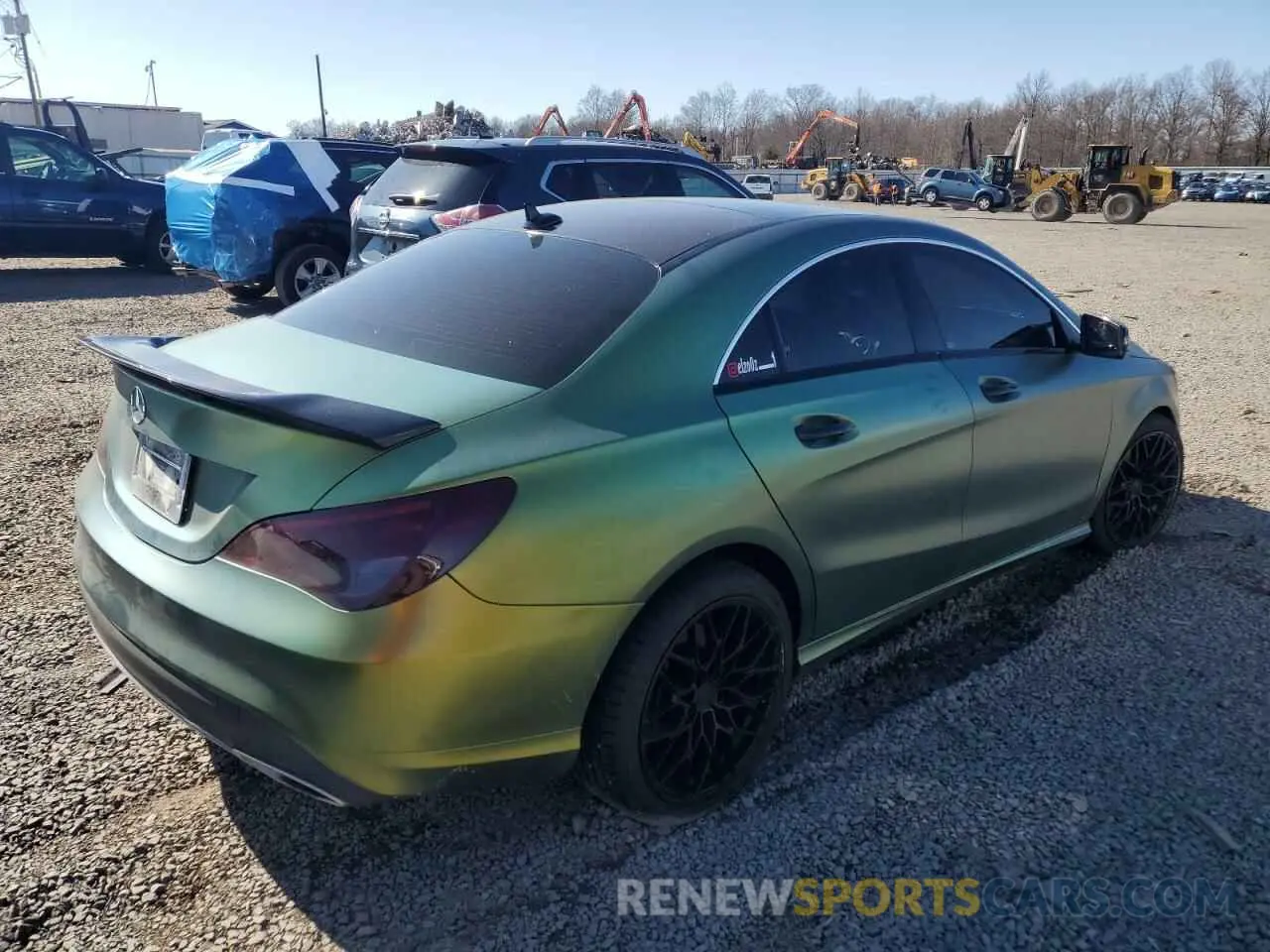 3 fotografías del automóvil dañado WDDSJ4GB0KN725338 MERCEDES-BENZ CLA-CLASS 2019