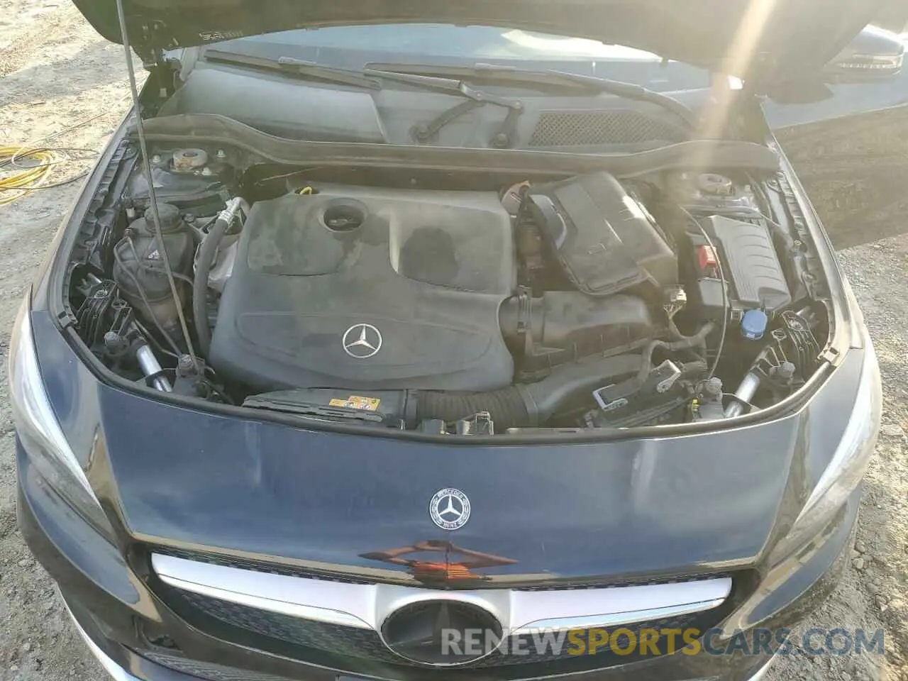 11 fotografías del automóvil dañado WDDSJ4GB0KN770439 MERCEDES-BENZ CLA-CLASS 2019