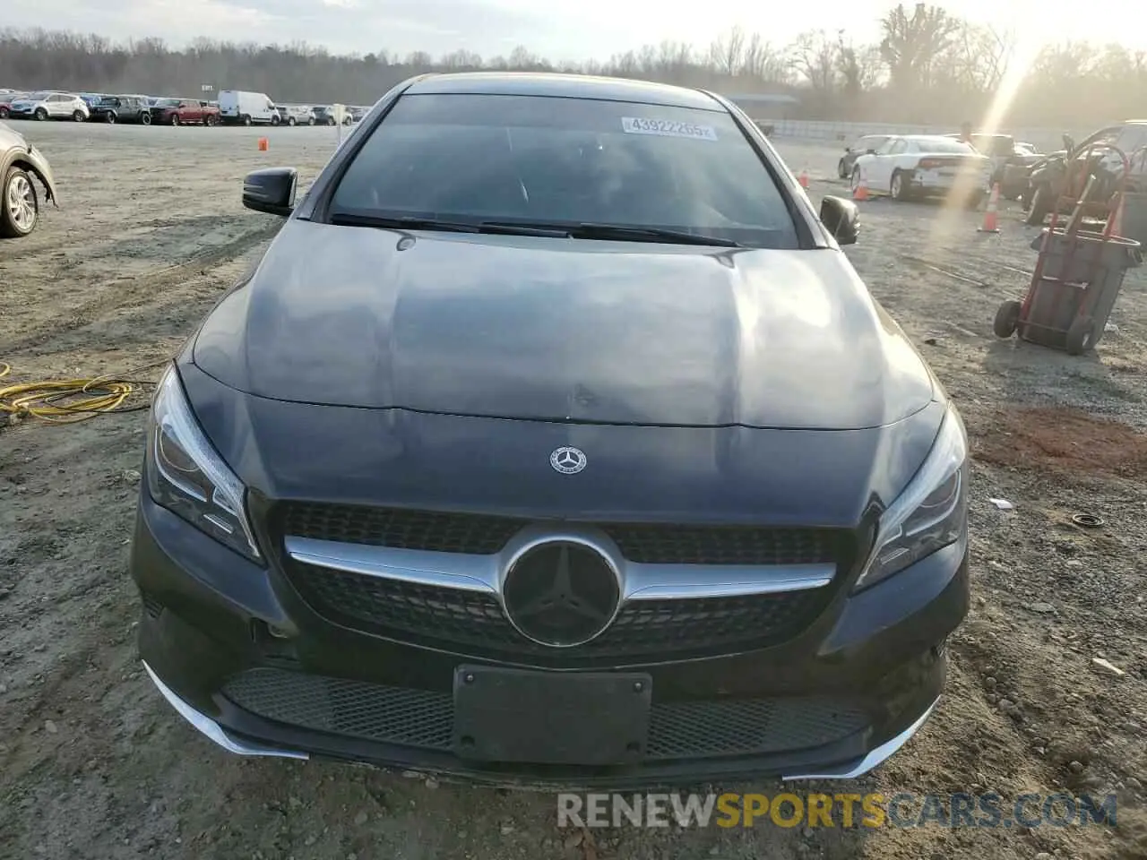 5 fotografías del automóvil dañado WDDSJ4GB0KN770439 MERCEDES-BENZ CLA-CLASS 2019