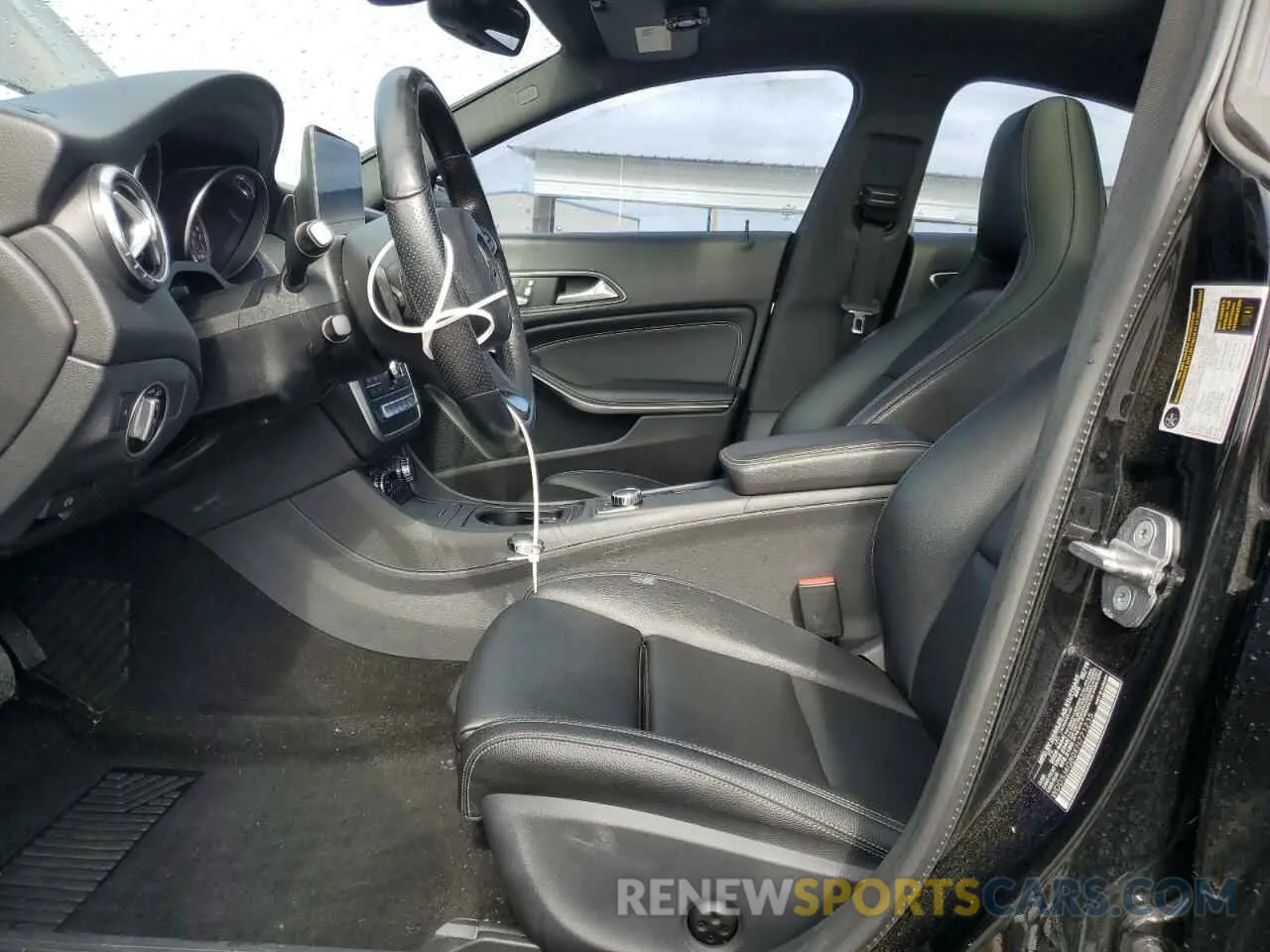 7 fotografías del automóvil dañado WDDSJ4GB0KN771235 MERCEDES-BENZ CLA-CLASS 2019