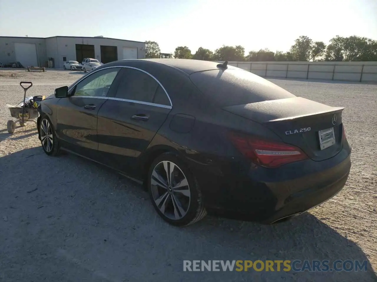 3 fotografías del automóvil dañado WDDSJ4GB1KN741404 MERCEDES-BENZ CLA-CLASS 2019