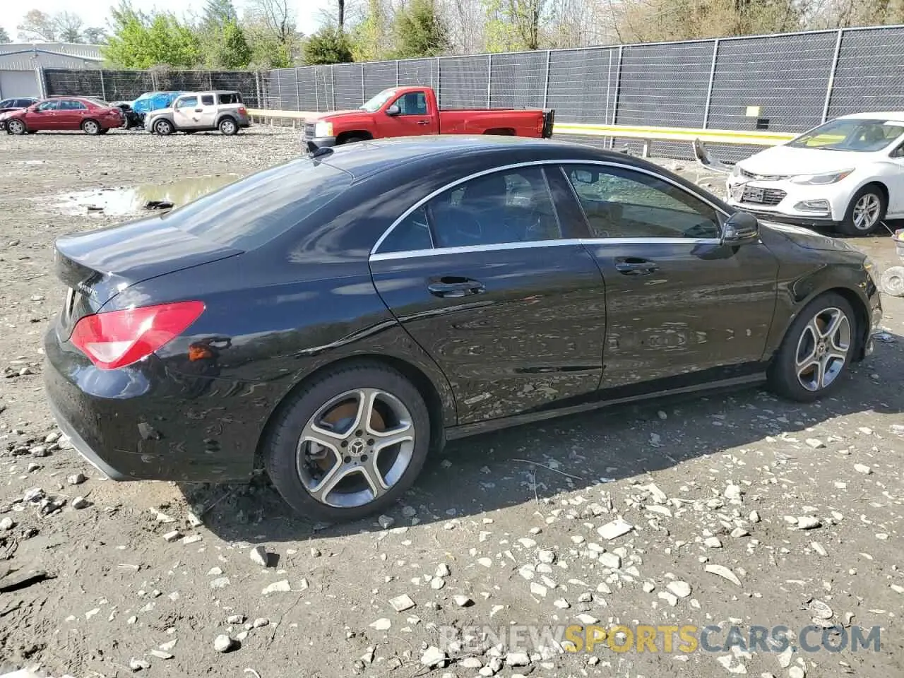 3 fotografías del automóvil dañado WDDSJ4GB1KN762267 MERCEDES-BENZ CLA-CLASS 2019