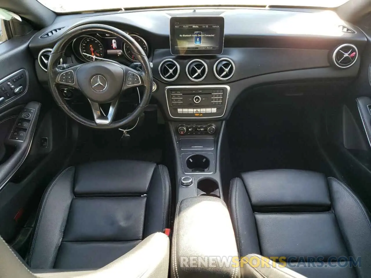 8 fotografías del automóvil dañado WDDSJ4GB2KN723526 MERCEDES-BENZ CLA-CLASS 2019