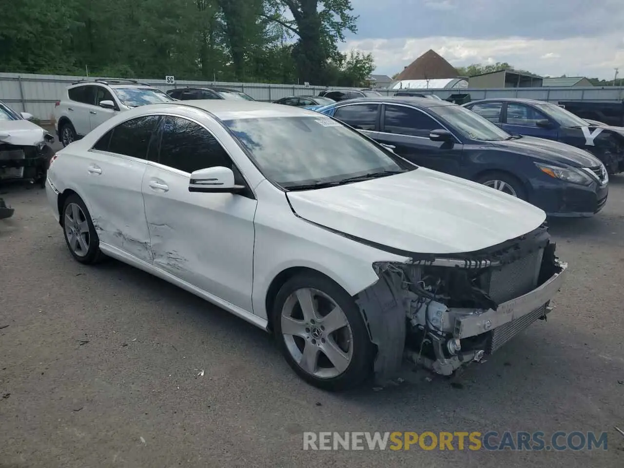4 fotografías del automóvil dañado WDDSJ4GB2KN740407 MERCEDES-BENZ CLA-CLASS 2019