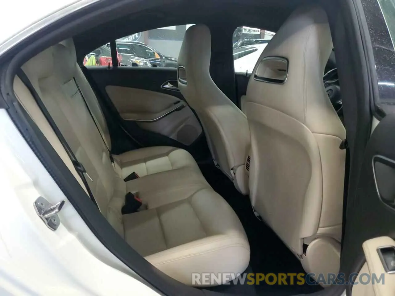 10 fotografías del automóvil dañado WDDSJ4GB4KN744944 MERCEDES-BENZ CLA-CLASS 2019