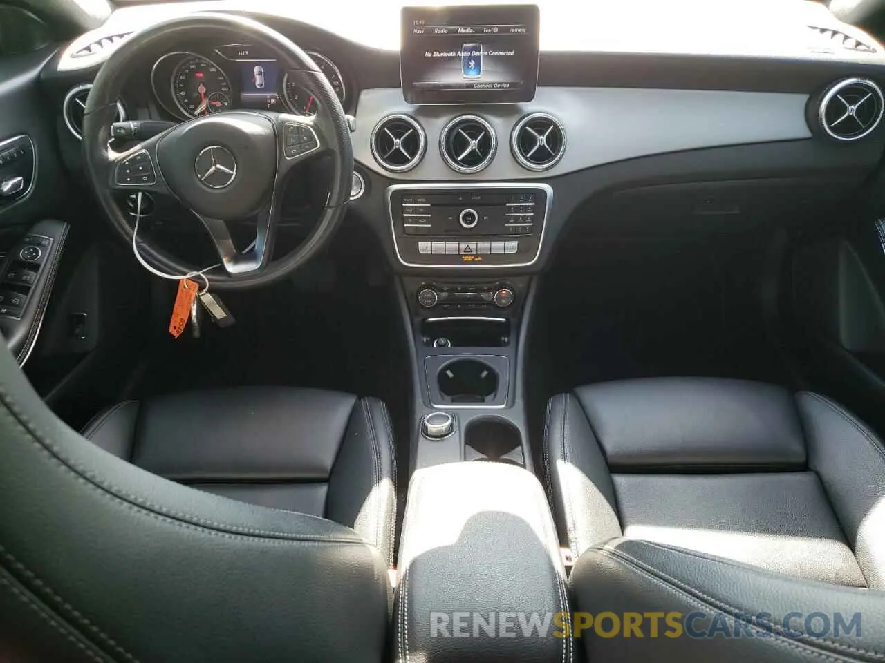8 fotografías del automóvil dañado WDDSJ4GB4KN756883 MERCEDES-BENZ CLA-CLASS 2019