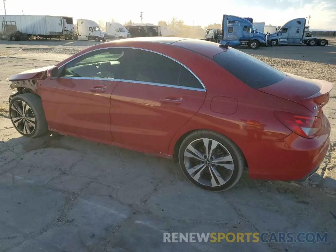 2 fotografías del automóvil dañado WDDSJ4GB4KN760349 MERCEDES-BENZ CLA-CLASS 2019