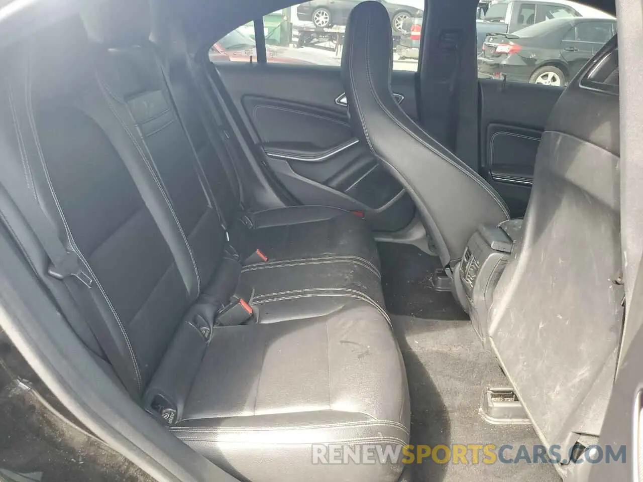 10 fotografías del automóvil dañado WDDSJ4GB5KN723410 MERCEDES-BENZ CLA-CLASS 2019