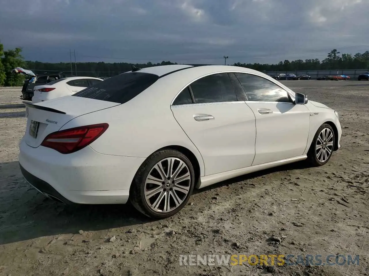 3 fotografías del automóvil dañado WDDSJ4GB7KN740001 MERCEDES-BENZ CLA-CLASS 2019